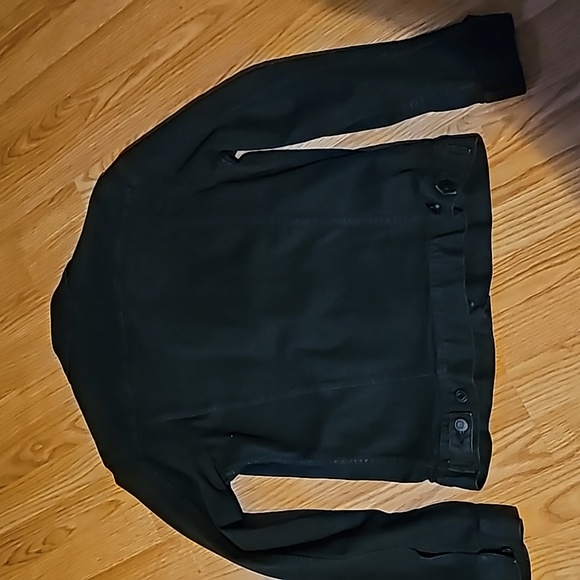 Jackets - Picture 9 of 9